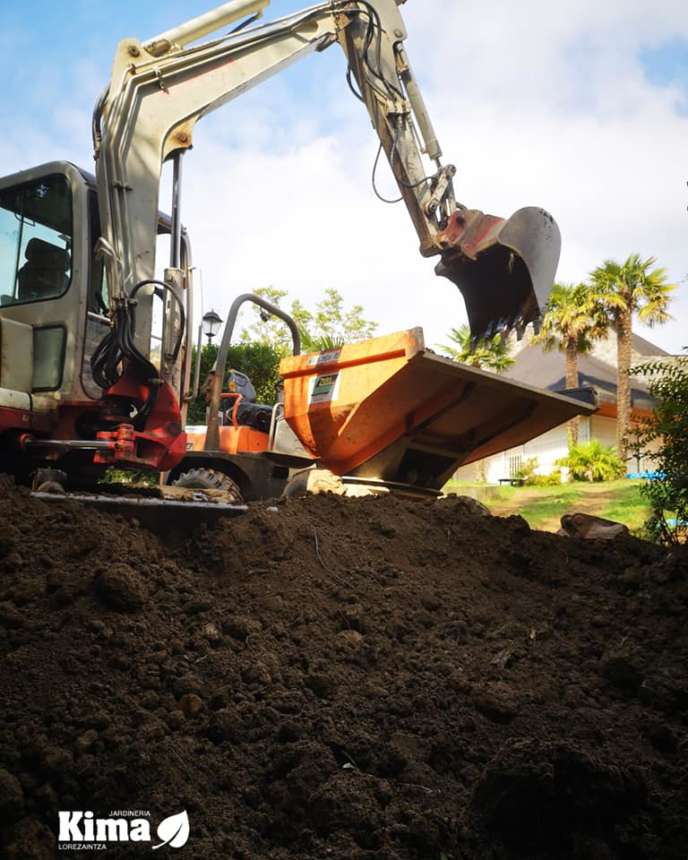 Excavaciones / Lur lanak